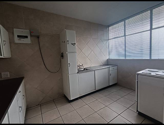 1 BEDROOM FLAT FOR SALE IN ARCON PARK